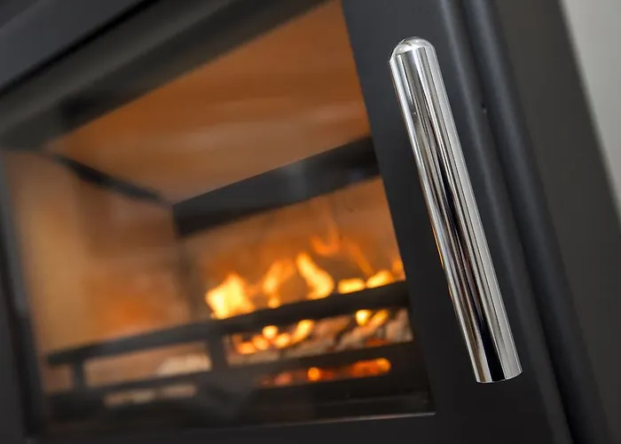 The Stables * 塞特尔