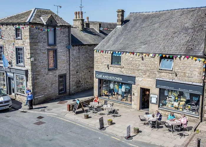 The Stables * 塞特尔